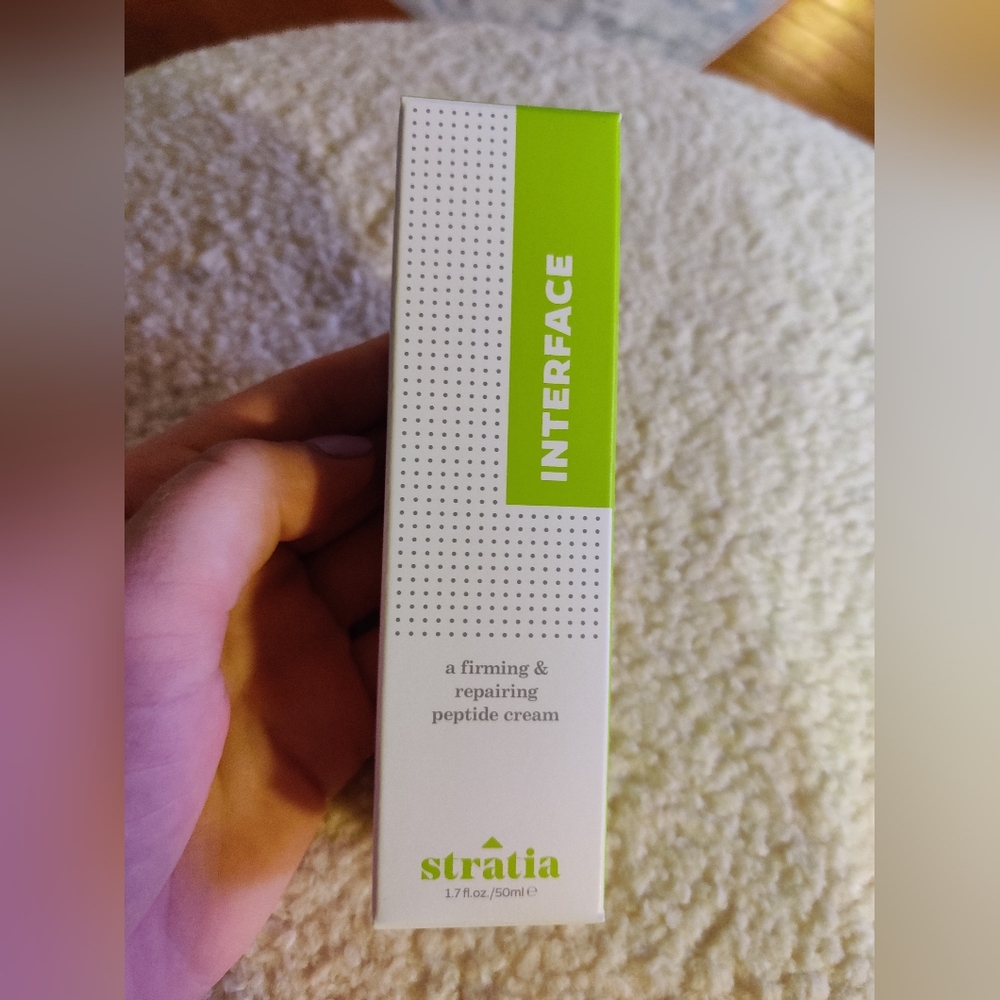 Stratia interface cream